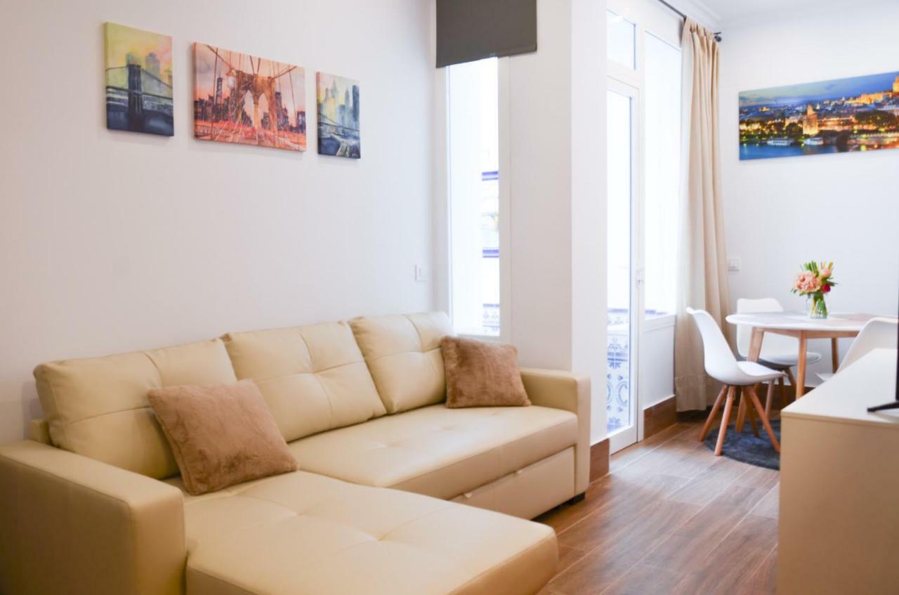 Apartamento San Jacinto III إشبيلية المظهر الخارجي الصورة